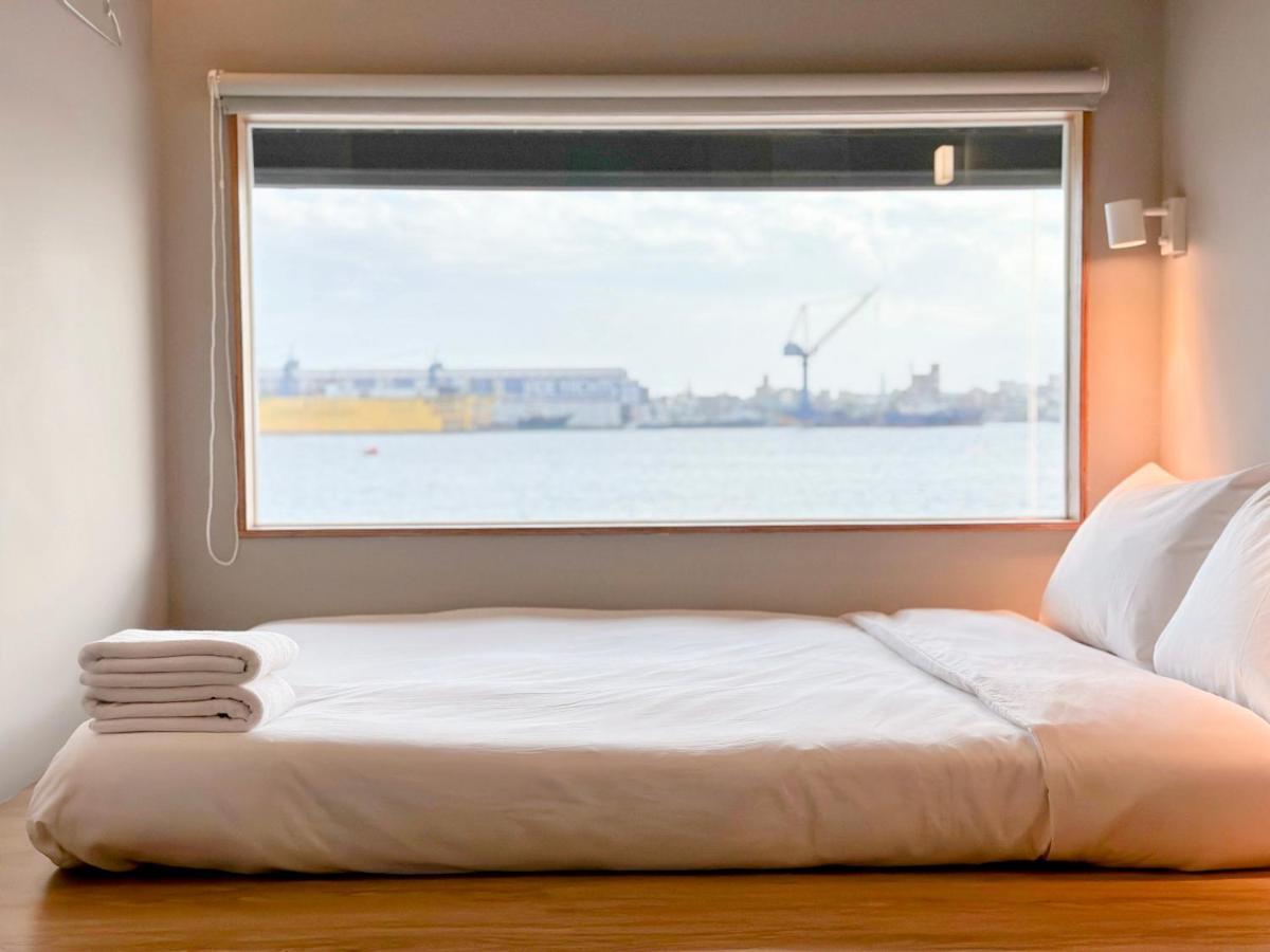 Kw2 Hostel Каосюн Екстериор снимка